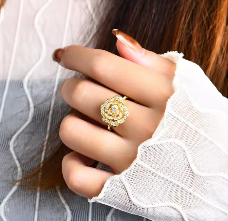 Gold Openwork Blooming Rose Filigree Cocktail Ring
