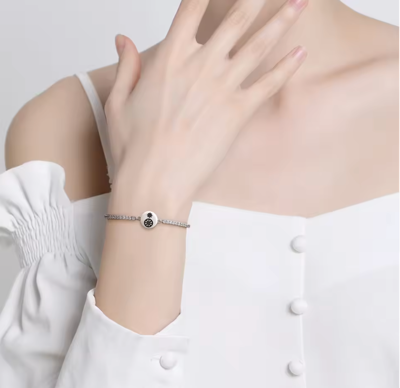 Sterling Silver Medallion Inlay Adjustable Box-Chain Tennis Bracelet